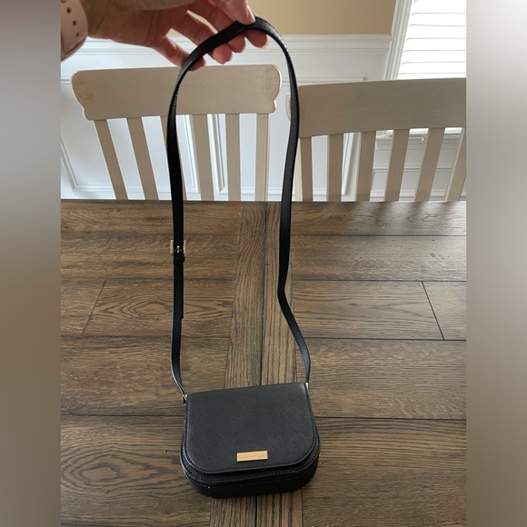 Black Kate Spade Crossbody - Picture 2 of 5